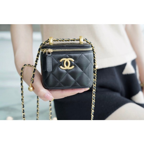 𝗖𝗛𝗔𝗡𝗘𝗟 ❥𝟚𝟘𝟚1 Advanced Handcraft Workshop Double Golden Ball 𝑴𝒊𝒏𝒊 box bag