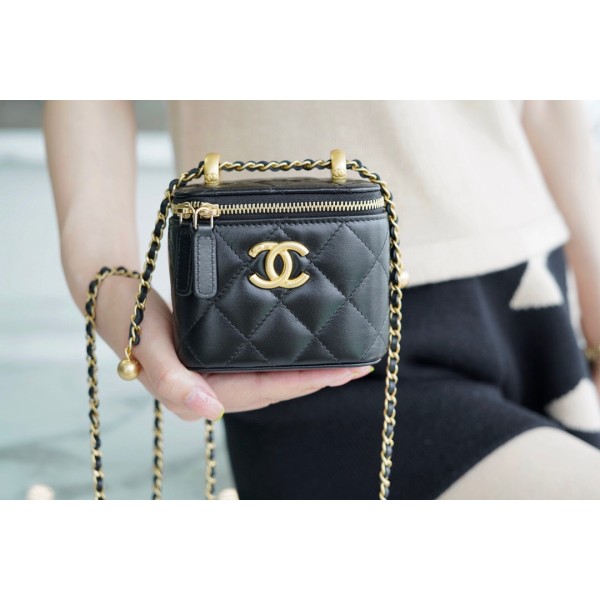 𝗖𝗛𝗔𝗡𝗘𝗟 ❥𝟚𝟘𝟚1 Advanced Handcraft Workshop Double Golden Ball 𝑴𝒊𝒏𝒊 box bag