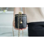 𝗖𝗛𝗔𝗡𝗘𝗟 ❥𝟚𝟘𝟚1 Advanced Handcraft Workshop Double Golden Ball 𝑴𝒊𝒏𝒊 box bag