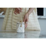 𝗖𝗛𝗔𝗡𝗘𝗟 ❥𝟚𝟘𝟚1 Advanced Handcraft Workshop Double Golden Ball 𝑴𝒊𝒏𝒊 box bag