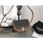 CELINE 𝑇𝑟𝑜𝑚𝑝𝘩𝑒 saddle bag model: 191502