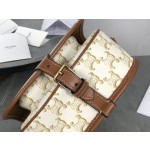 CELINE 𝑇𝑟𝑜𝑚𝑝𝘩𝑒 saddle bag model: 191502