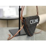 CELINE 𝑇𝑟𝑎𝑛𝑔𝑙𝑒 〰 Triangle bag model: 195902