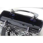 Dior five grid lacquer leather gun deduction number 44532