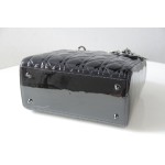 Dior five grid lacquer leather gun deduction number 44532