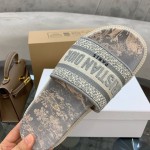 Dior vintage embroidered slippers