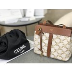 CELINE 𝗖𝗔𝗕𝗔𝗔𝗦𝗗⻼𝗙𝗥𝗔𝗡𝗖⻼⻼ "Bento Bag" Model: 191992