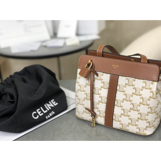 CELINE 𝗖𝗔𝗕𝗔𝗔𝗦𝗗⻼𝗙𝗥𝗔𝗡𝗖⻼⻼ "Bento Bag" Model: 191992