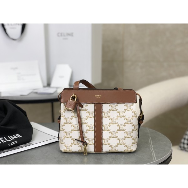 CELINE 𝗖𝗔𝗕𝗔𝗔𝗦𝗗⻼𝗙𝗥𝗔𝗡𝗖⻼⻼ "Bento Bag" Model: 191992