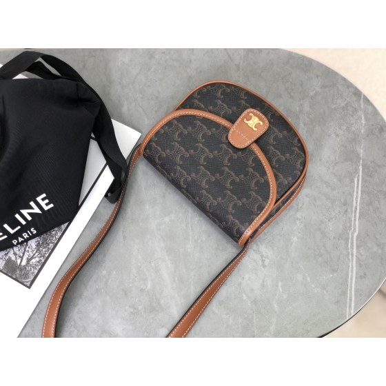 CELINE 𝑀𝑛𝑛𝑛 Saddle bag model: 196702