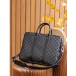 Louis Vuitton 𝐏𝐎𝐑𝐓𝐄 𝐃𝐎𝐂𝐔𝐌𝐄𝐍𝐓𝐒 𝐕𝐎𝐘𝐀𝐆𝐄 Briefcase M41478