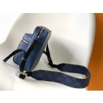 Louis Vuitton LU OUTDOOR messenger bag