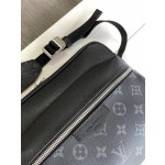 Louis Vuitton LU OUTDOOR messenger bag