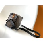 Louis Vuitton M80159 embroidery this paragraph Mini Soft Trunk chain bag