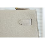 Kelly 25 milkshake white ep leather gold buckle