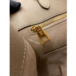 Louis Vuitton tote bag M45607
