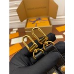 Louis Vuitton M80399