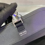 Prada messenger bag 🎉 2ZH108