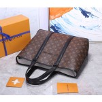 Louis Vuitton Week-End Tote Bag