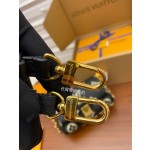 Louis Vuitton  M45859