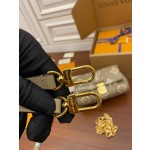 Louis Vuitton  M45836