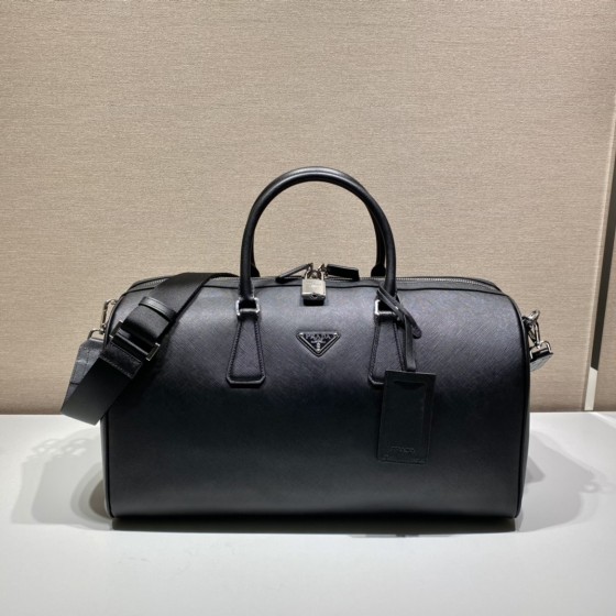 Prada travel bag 🎉 2VC018