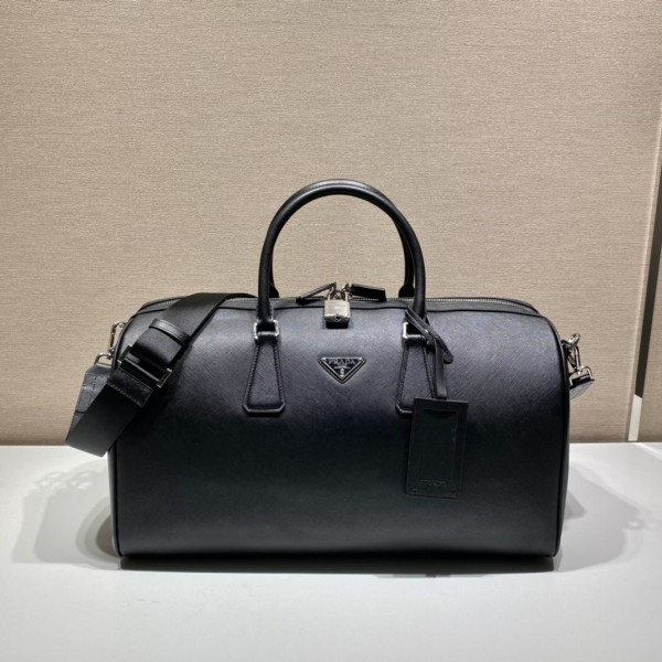 Prada travel bag 🎉 2VC018