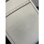 FENDI Logo embossed tortoiseshell portable crossbody cute