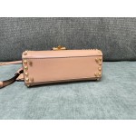 Valentino Tote Bag in Grained Calfskin Model: 0488