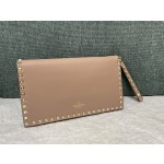Valentino Classic Rivet Clutch Model: 1318