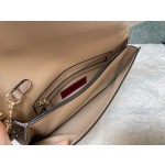 Valentino Classic Rivet Clutch Model: 1318