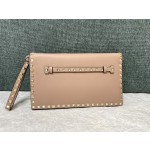 Valentino Classic Rivet Clutch Model: 1318