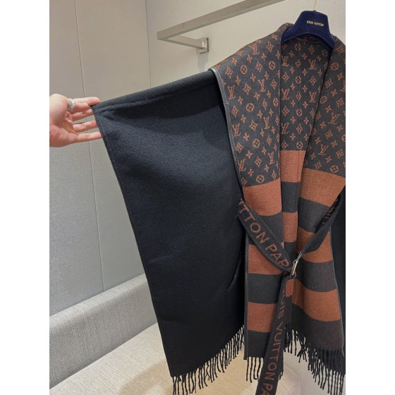 Louis Vuitton Cloak Coat (Consult customer service to confirm size before placing a custom order)