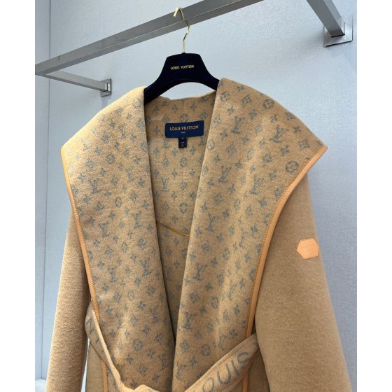 Louis Vuitton Cashmere Coat (Consult customer service to confirm size before placing a custom order)