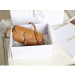 DIOR BOBBY East-West Caramel