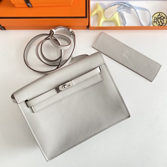 Kelly danse evercolor calf leather pearl grey silver buckle