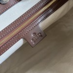 GUCCI handbag model: 688666