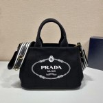 Prada's classic hit 🎉 1BG439