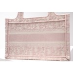 Dior   Mini Book Tote 玫瑰粉