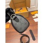 Louis Vuitton M45947