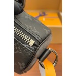 Louis Vuitton M45947