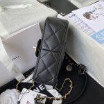 CHANEL Pearl Hairpin Micro Seal Bag Model. 2978