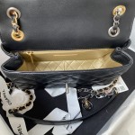 CHANEL Pearl Hairpin Micro Seal Bag Model. 2979
