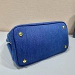 Prada's classic hit 🎉 1BG439