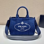 Prada's classic hit 🎉 1BG439