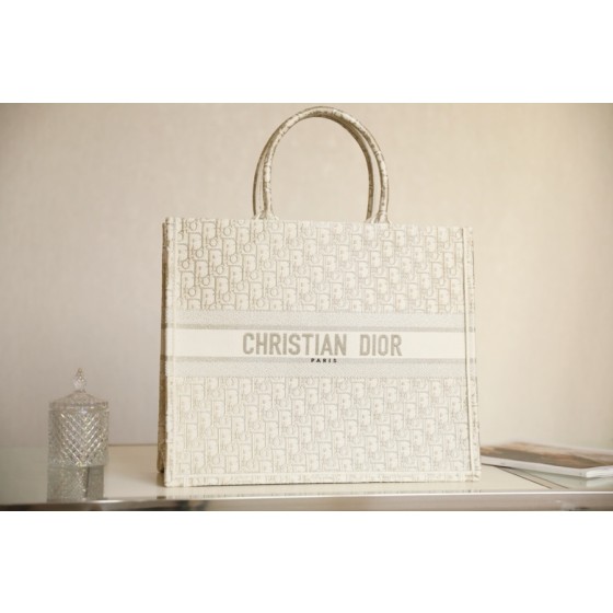 DIOR TOTE Gold DR-58