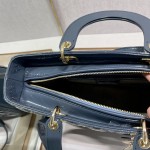 DIOR Lady's latest flip sheepskin seven compartments
