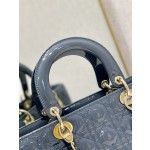 DIOR Lady's latest flip sheepskin seven compartments