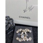 CHANEL brooch