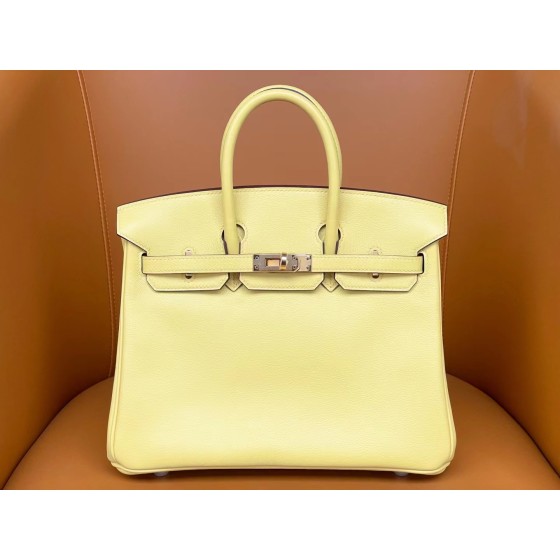 Birkin 25/30 Small chicken yellow swift skin gold buckle